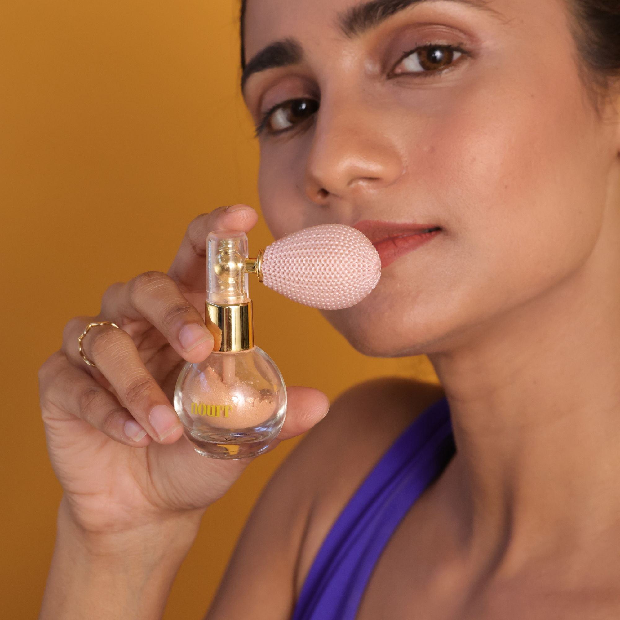 Nourr's Glitter Dust Puff
