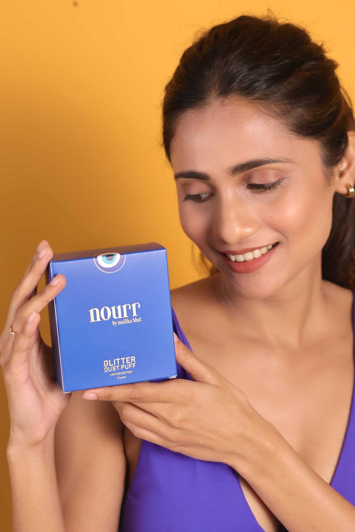 Nourr's Glitter Puff